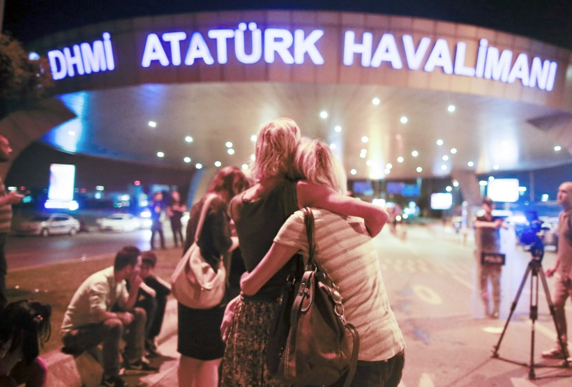 Istanbul Ataturk airport attack: At least 36 dead and more than 140 hurt geotv.ge
